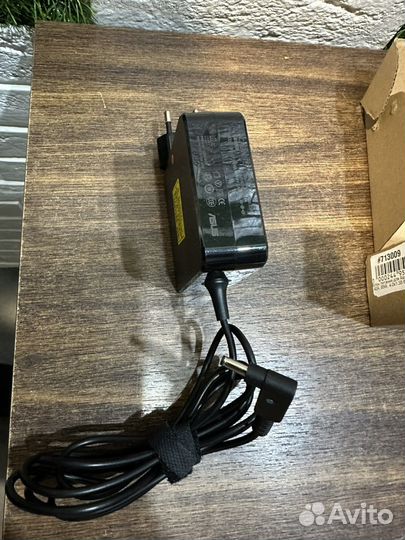 Новый блок питания 19v 3.42a 4.0x1.35 разъем