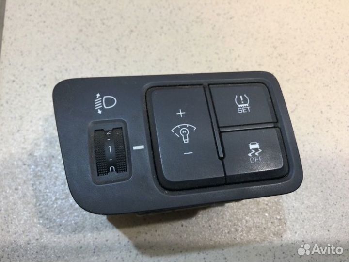 Блок кнопок Hyundai Solaris седан G4FG 2019