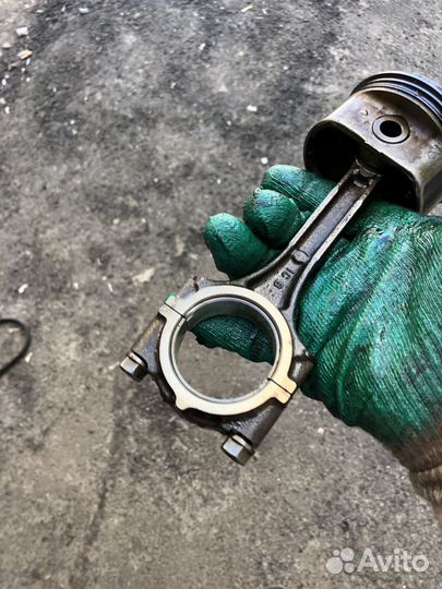 Поршень с шатуном киа рио 2 G4EE 1.4 литра