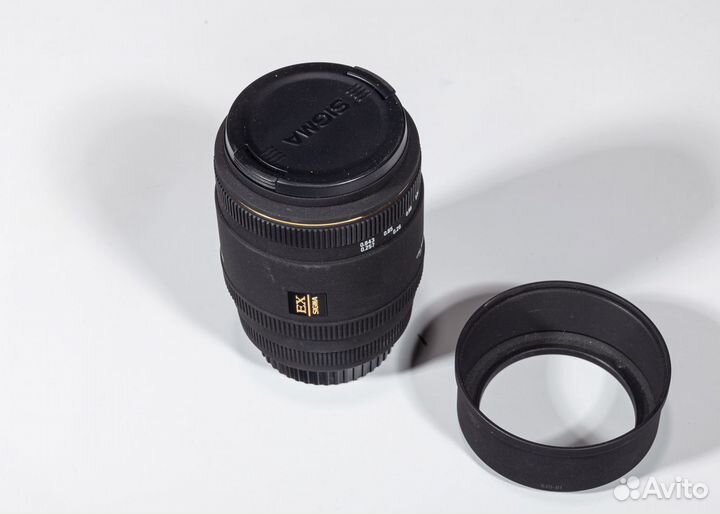Объектив Sigma AF 70 mm F/2.8 DG macro для Canon