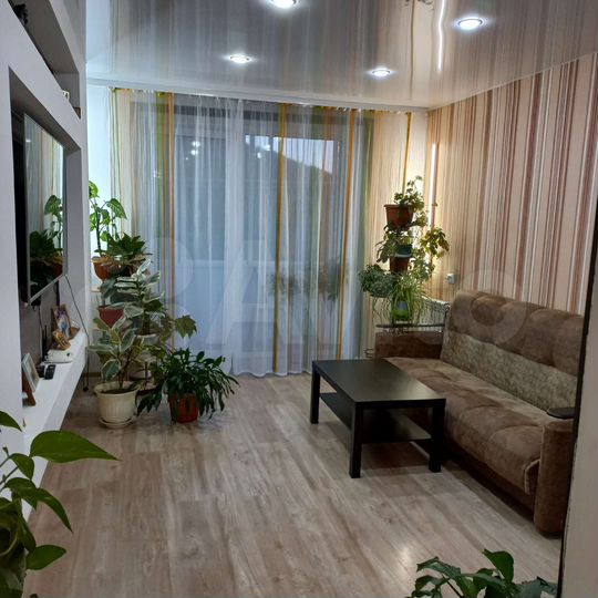 3-к. квартира, 51 м², 5/5 эт.