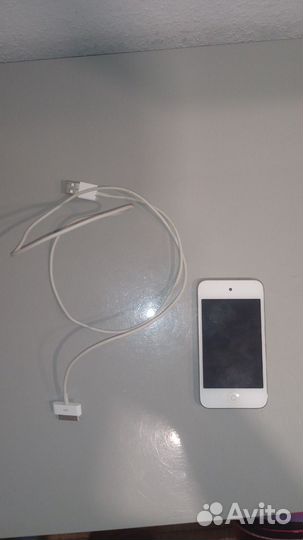 iPod touch 4