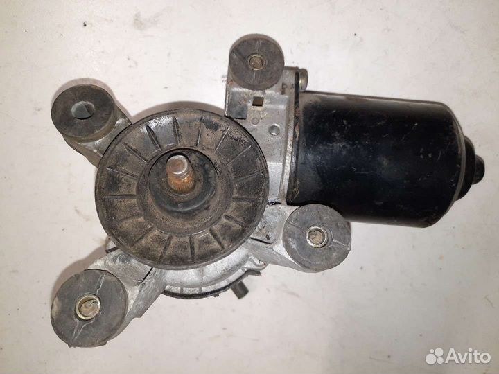 Моторчик стеклоочистителя Mazda 626