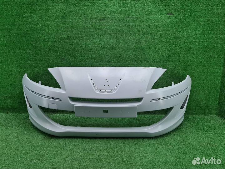 Бампер передний Peugeot 408