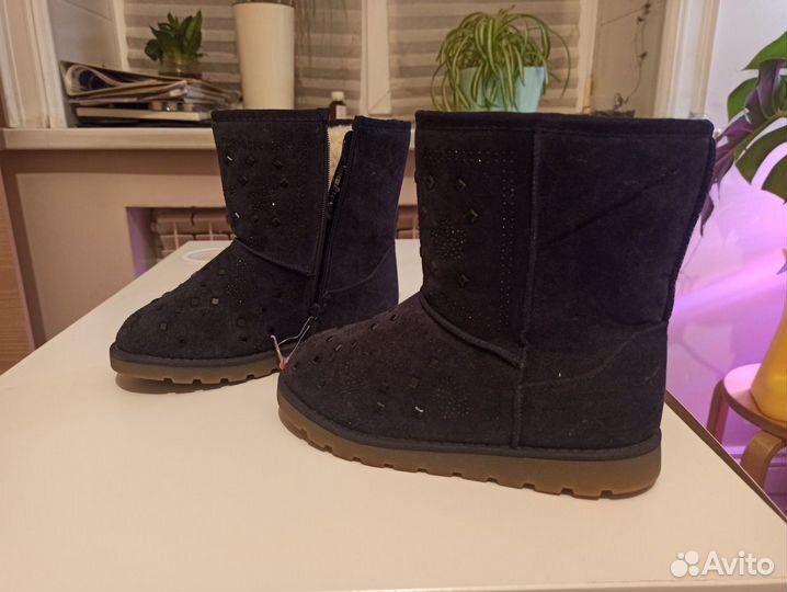 Угги и Дутики