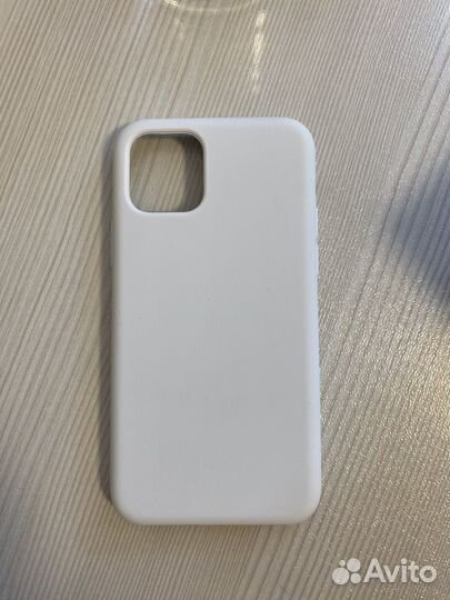 Чехол на iPhone 11 pro белый