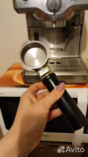 Продам рожковую кофемашину bork