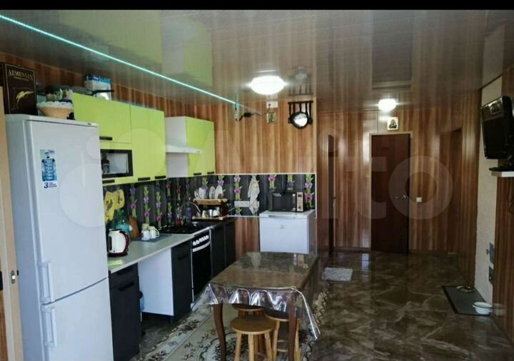 Дом 173 м² на участке 9 сот.