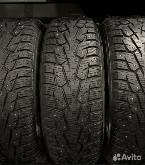 Yokohama Ice Guard Stud IG55 215/60 R16