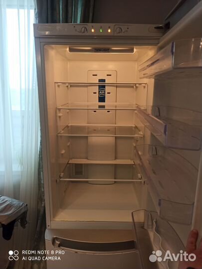 Холодильник бу indesit Prime