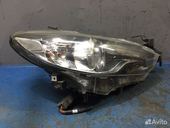 Фара ксенон правая Mazda 6 GJ