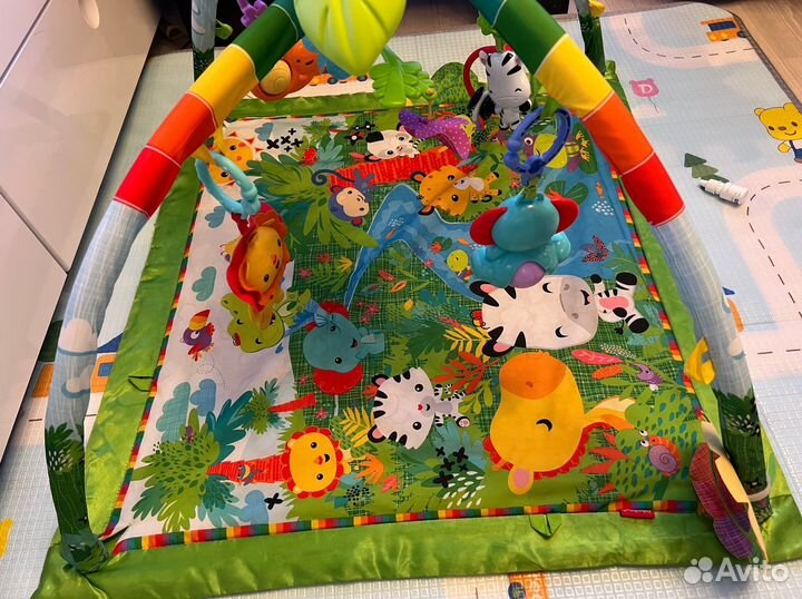 Развивающий коврик fisher price музыкальный