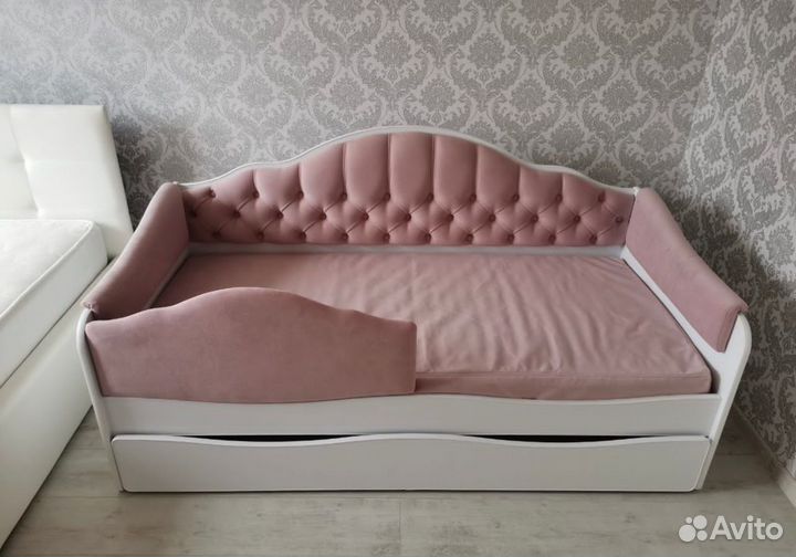 Детская Мягкая кровать Лайт для девочки