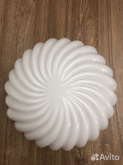 Продам светильники