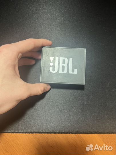 Колонка jbl go 1