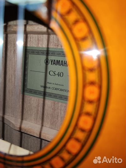 Классическая гитара yamaha CS40