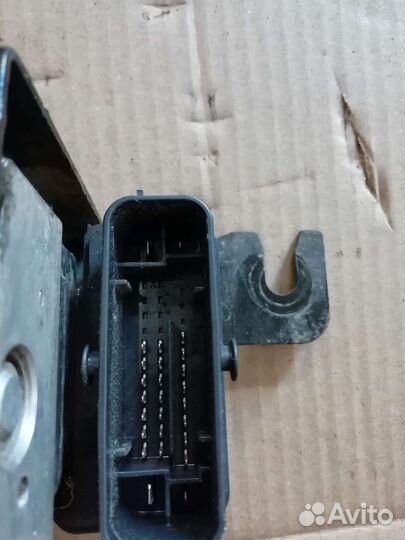 Блок абс Renault Sandero 2 logan 2