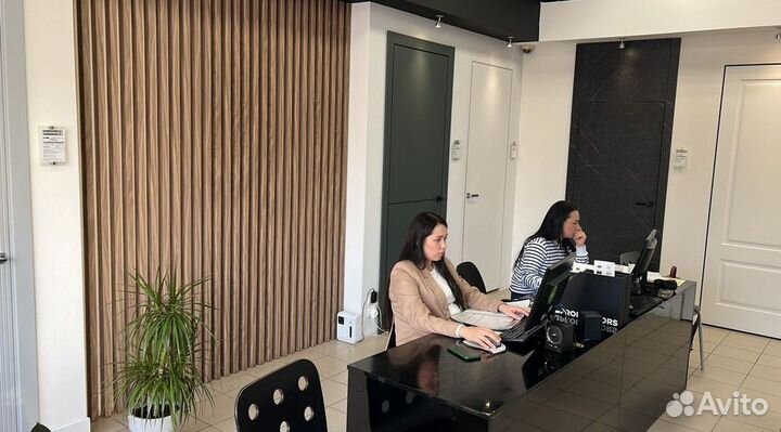 Продажник в дверной салон, менеджер