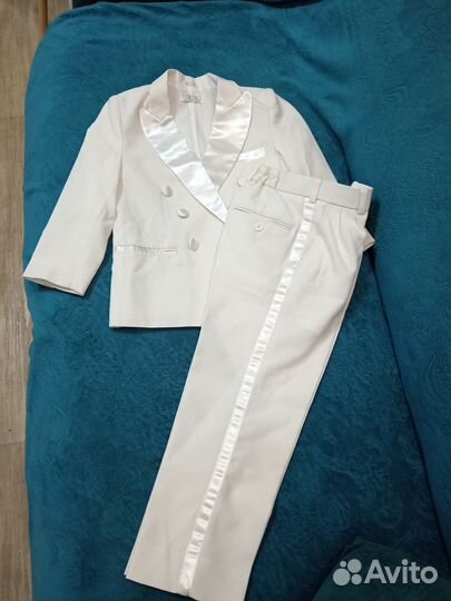 Брючный костюм на мальчика