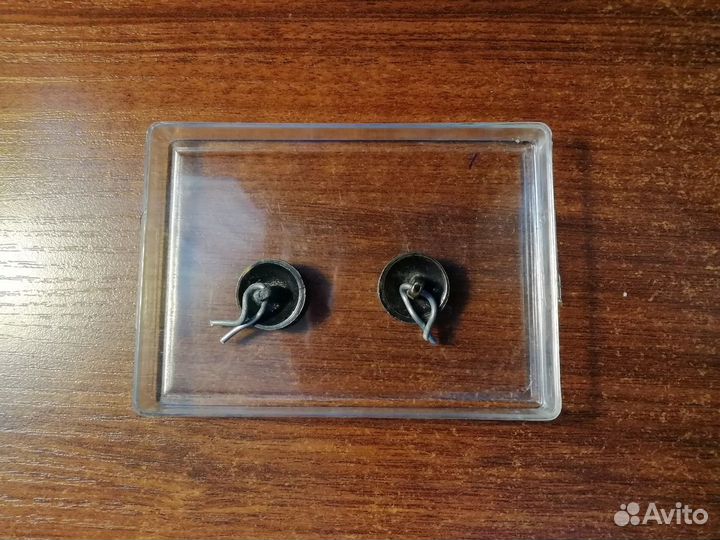 Гербовая эмблема СССР, пуговицы с гербом и др