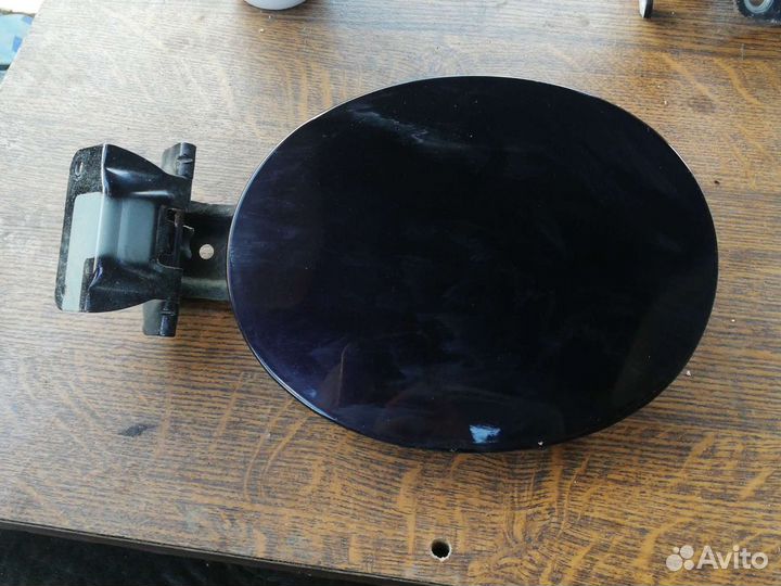 Лючок бензобака Мазда CX-7