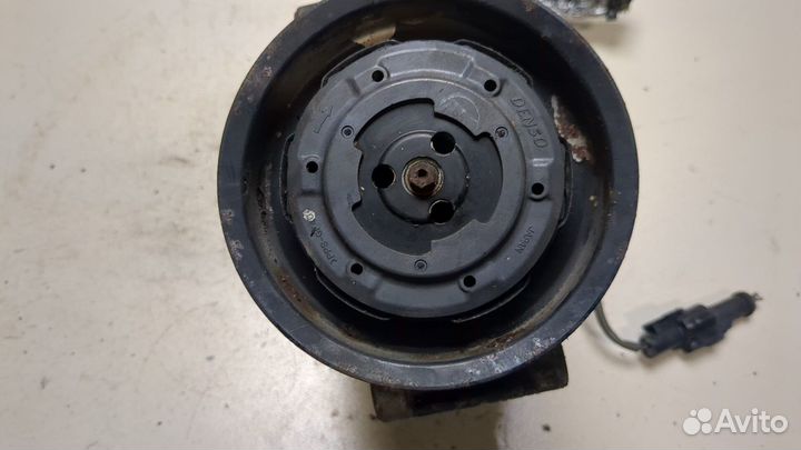 Компрессор кондиционера Jaguar XJ 2003–2008