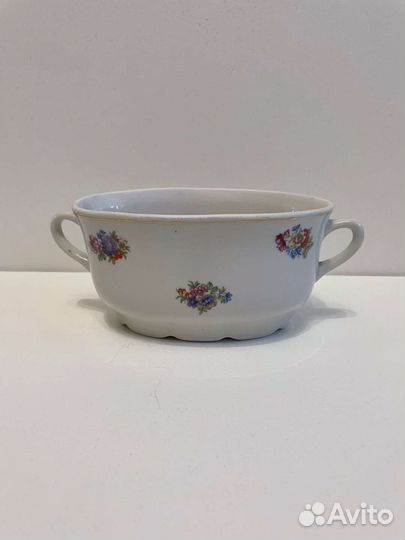 Набор советской фарфоровой посуды, соусник