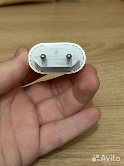 Оригинальная быстрая зарядка 20w на iPhone