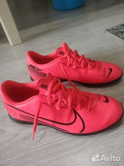 Бутсы nike mercurial