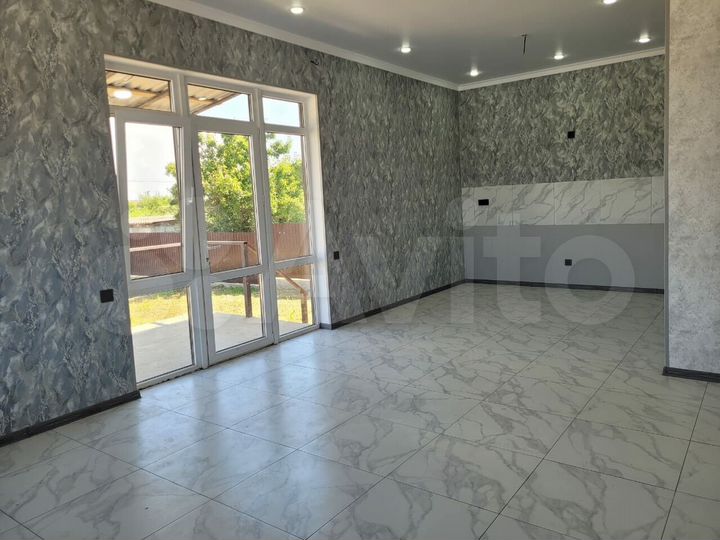 Дом 95 м² на участке 8 сот.