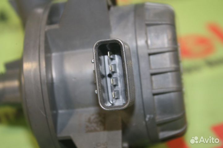 Помпа toyota aqua NHP10