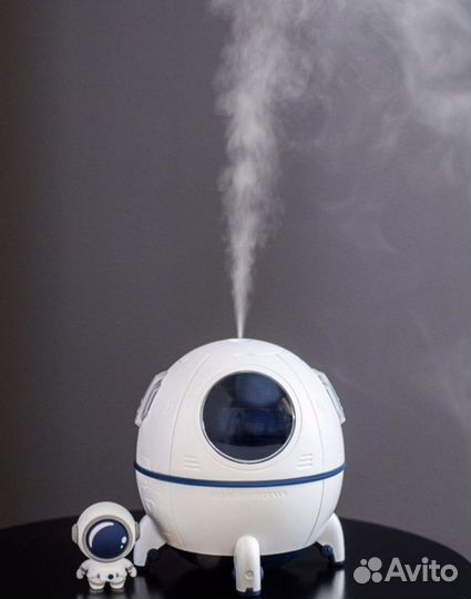 Ночник - увлажнитель воздуха космонавт