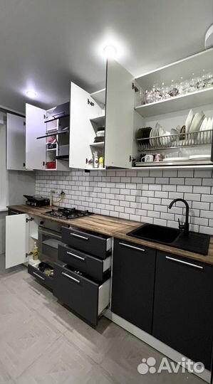 Кухонный гарнитур