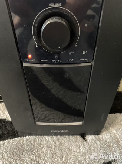 Продам саббуфер microlab