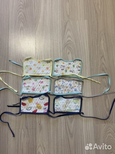 Нагрудник детский