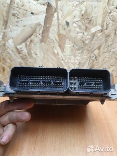 Блок управления двигателем Mercedes-Benz C-Class