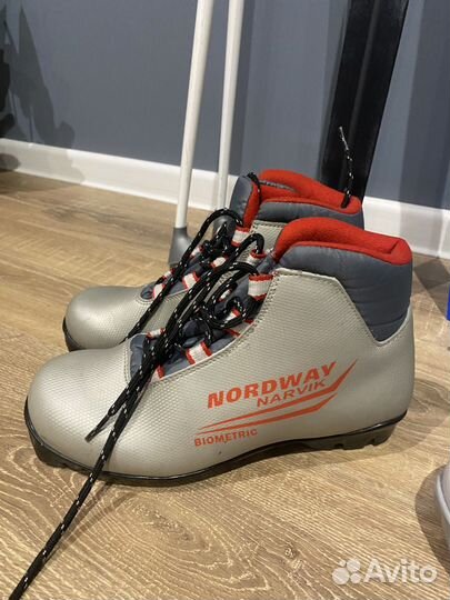 Лыжные ботинки