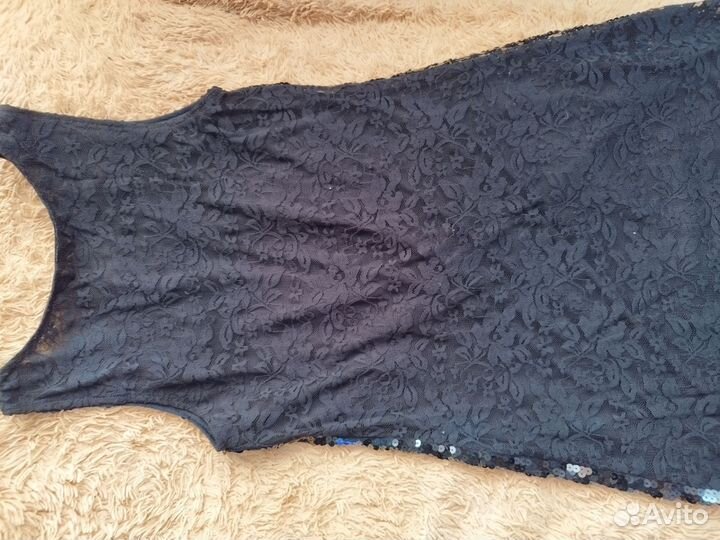 Платье с пайетками