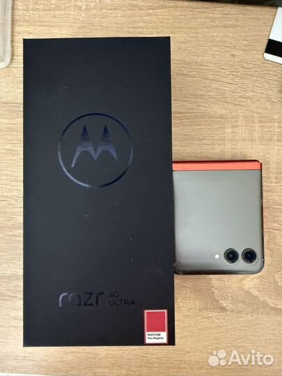 Motorola Razr 40 Ultra, 8/256 ГБ