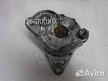 Натяжитель ремня Мерседес