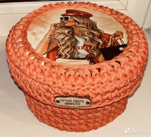 Вязаные корзинки ручной работы