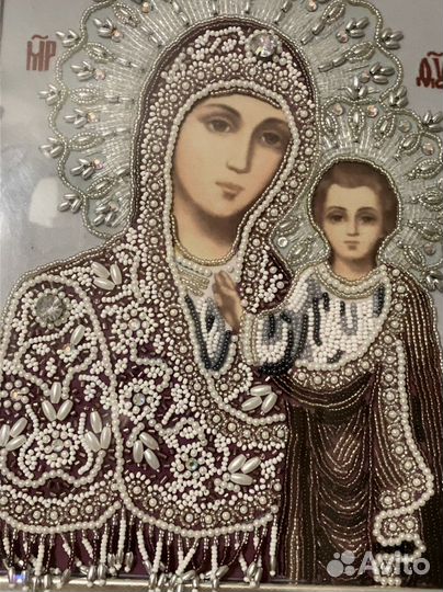 3 вышивки в рамах