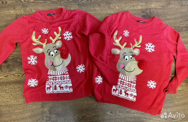 Свитера новогодние 2 шт