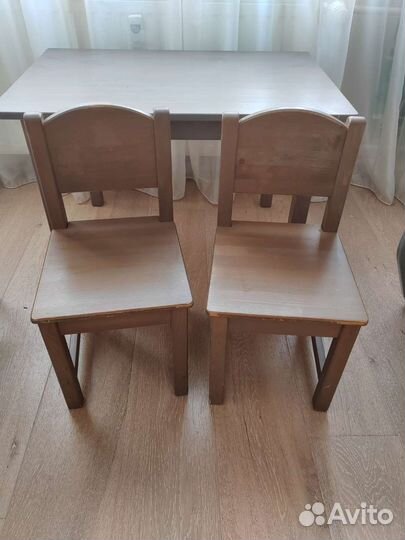 Детский стол и стулья IKEA сундвик