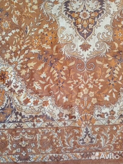 Продается ковер