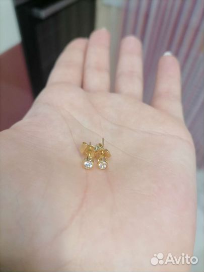 Серьги гвоздики