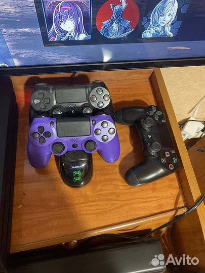 Sony playstation 4 pro с 3 играми + 3 геймпада