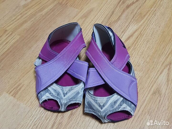 Обувь для пилатеса