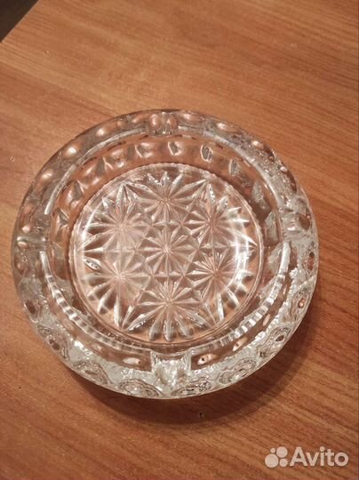 Хрустальная пепельница