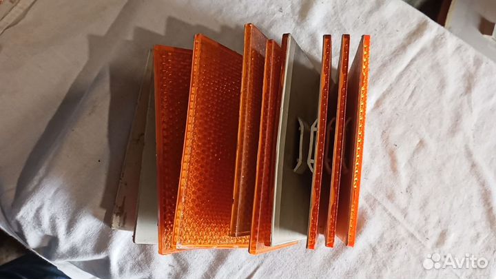 Катафоты дорожные